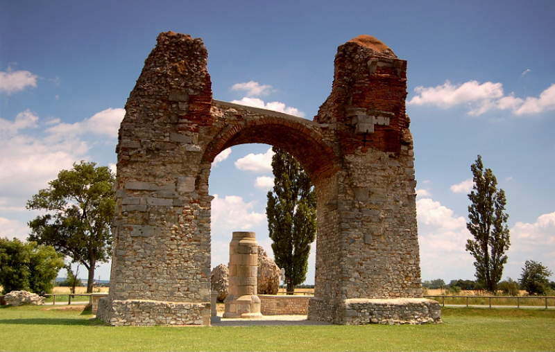 6_Petronel Carnuntum .jpg
